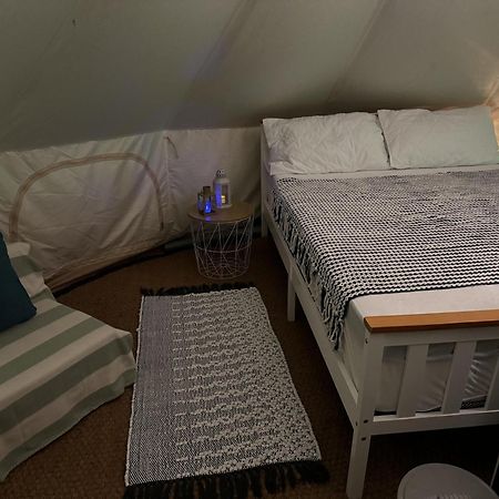 فيلا Spacious Bell Tent At Herigerbi Park Lincolnshire غرانثام المظهر الخارجي الصورة