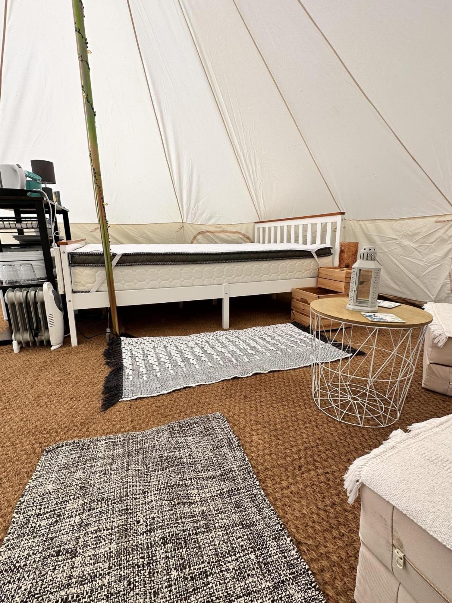 فيلا Spacious Bell Tent At Herigerbi Park Lincolnshire غرانثام المظهر الخارجي الصورة